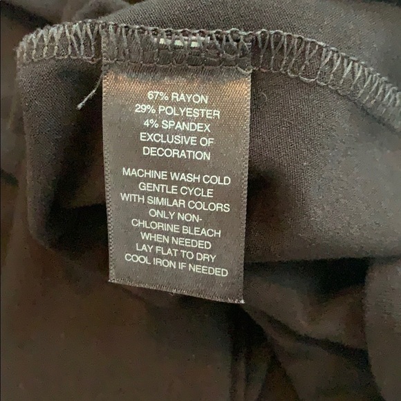 Black tank top - Picture 5 of 5